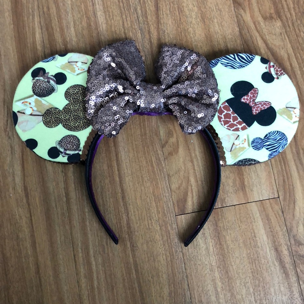 Disney Minnie Ears Safari